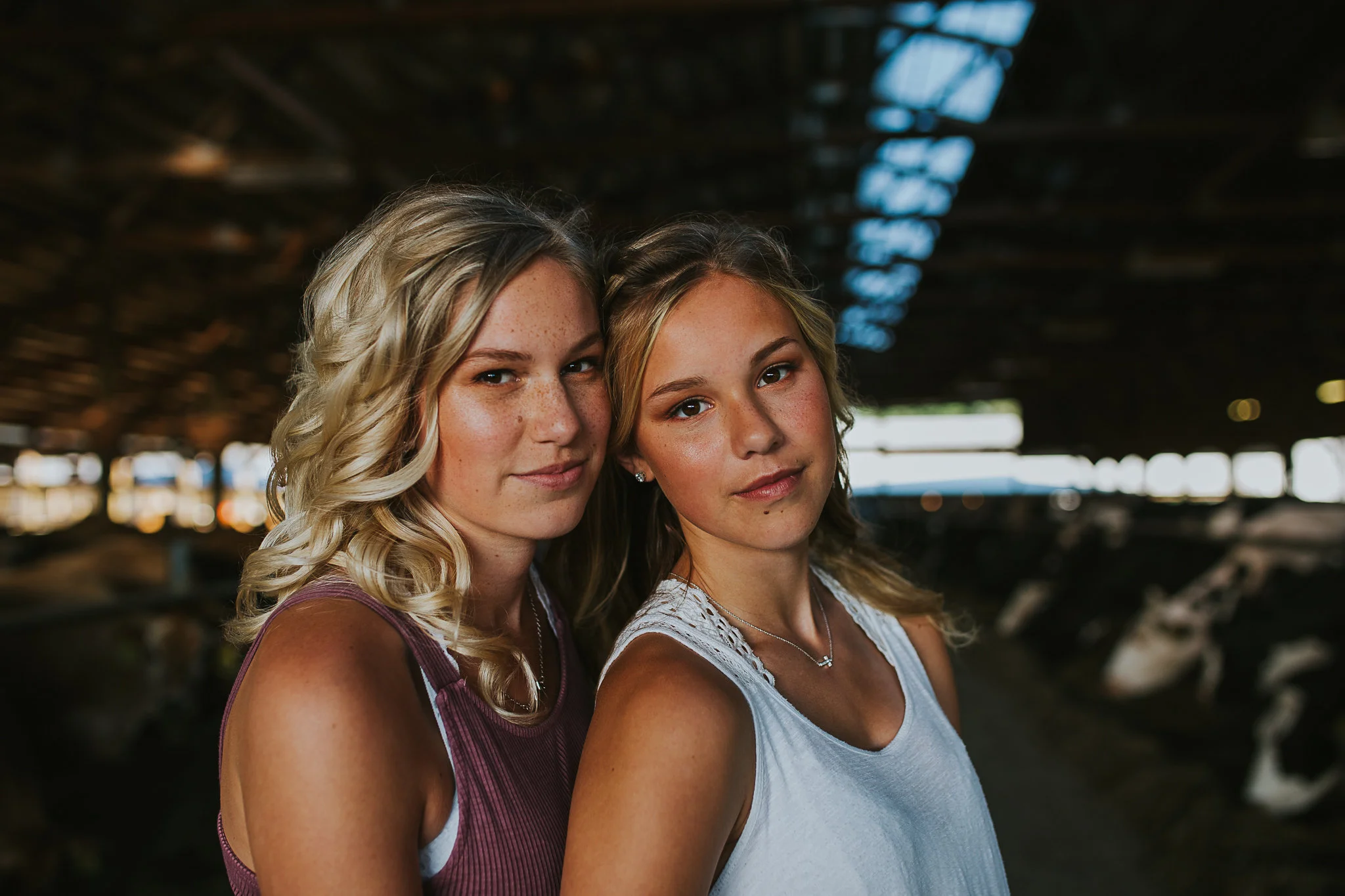 Country Sisters growing up on a farm in the PNW