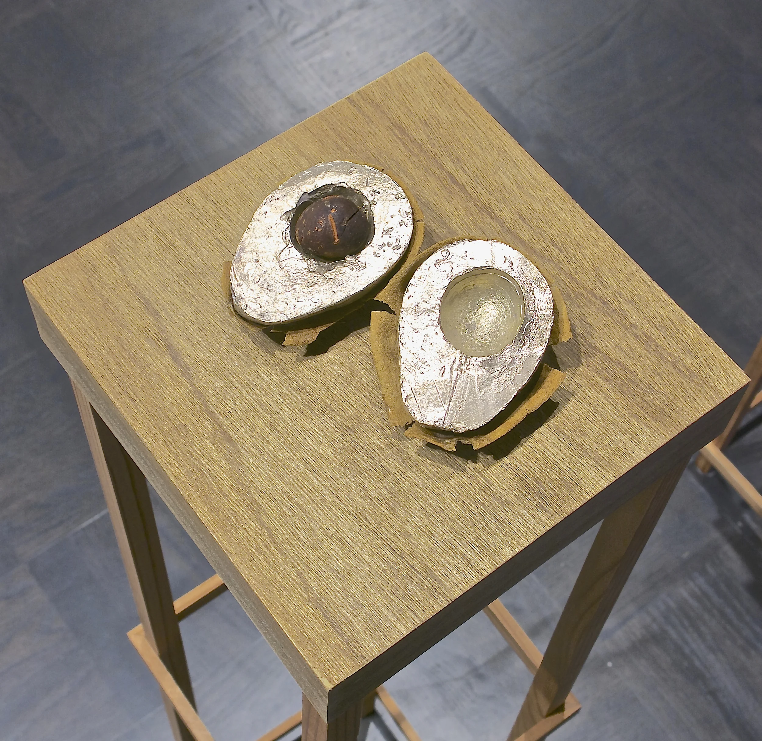 Broken #5 | H. 2.5" W. 2.5" D. 1" | Bronze and found object | Year 2014 | Photo: Mazdak Shadkam