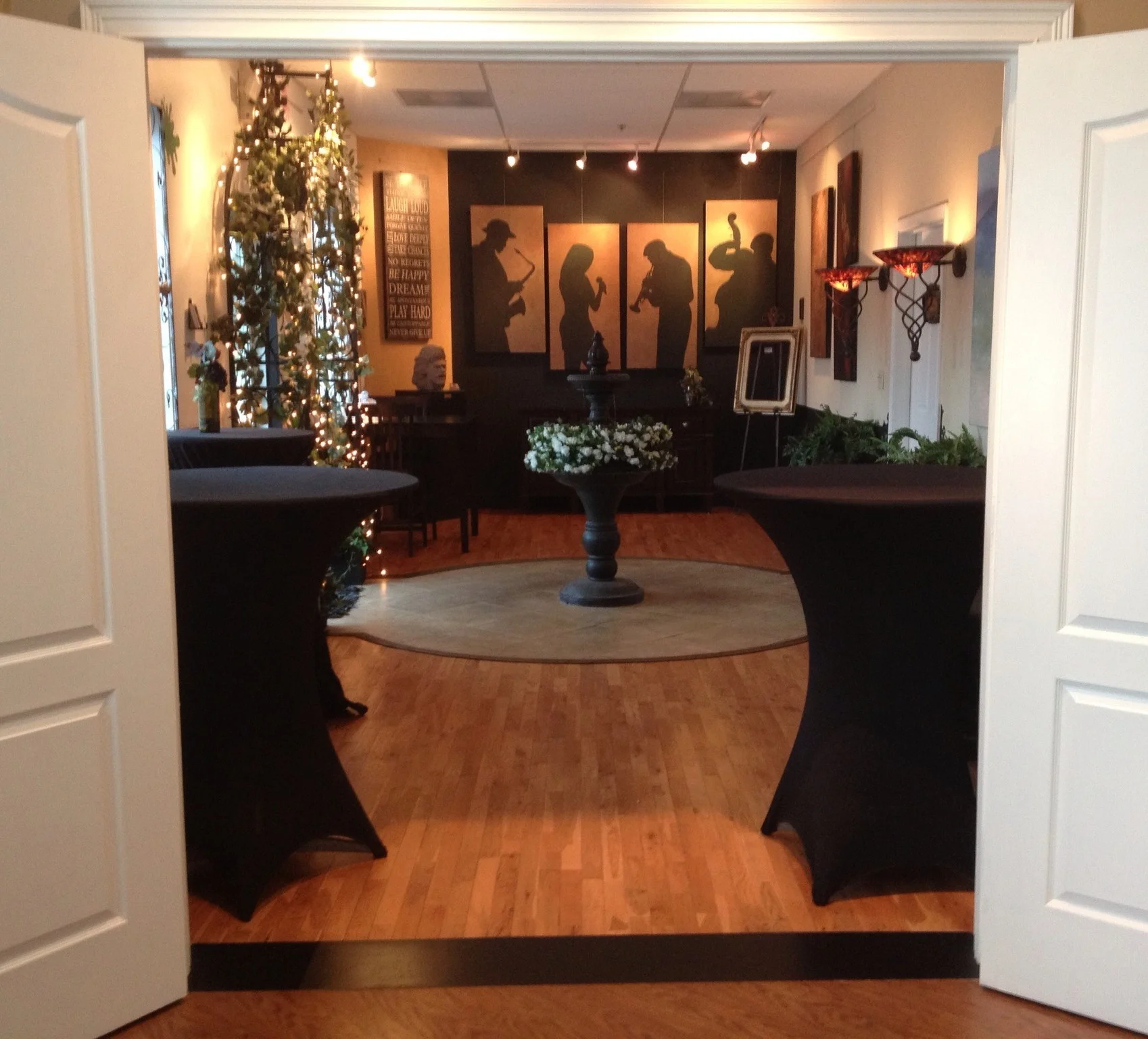 entry foyer.jpg