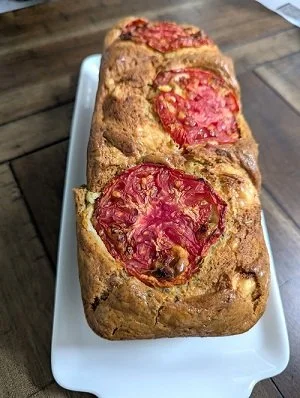 2025 08 21 cake olive jambon entier 300.jpg