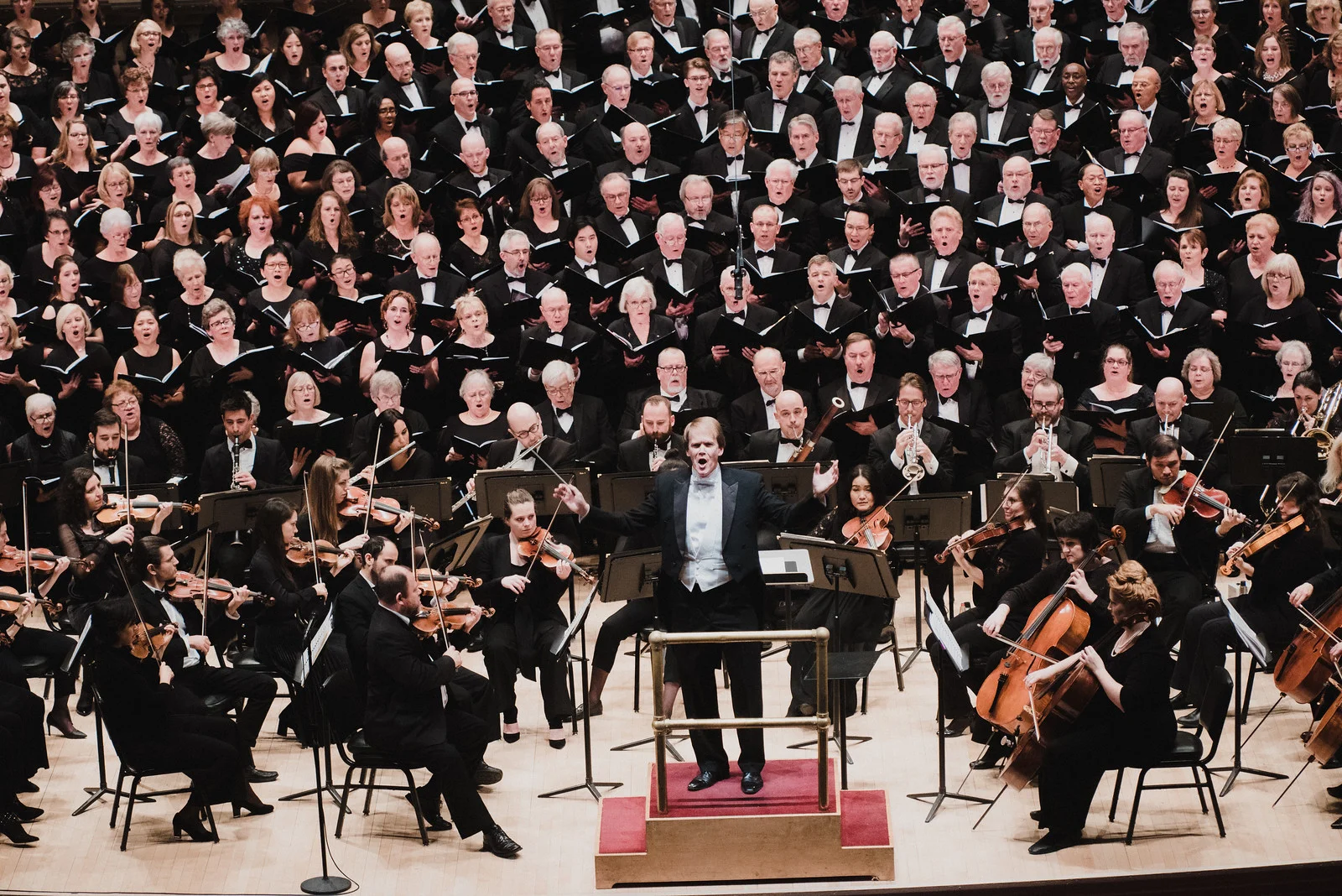 Carnegie Hall presenting CHRISTMAS PRESENCE