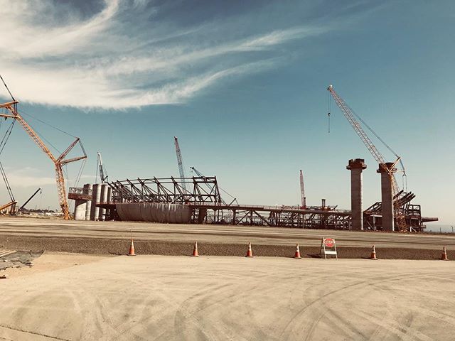 Rams-Chargers Stadium located in the city of Inglewood is a $2.6 Billion Dollar project that will scale 3 times the size of Disneyland! 
#BigThingsComing #hbrealestate #isellhomes #inglewood #massivedevelopment #LaRams #LaChargers