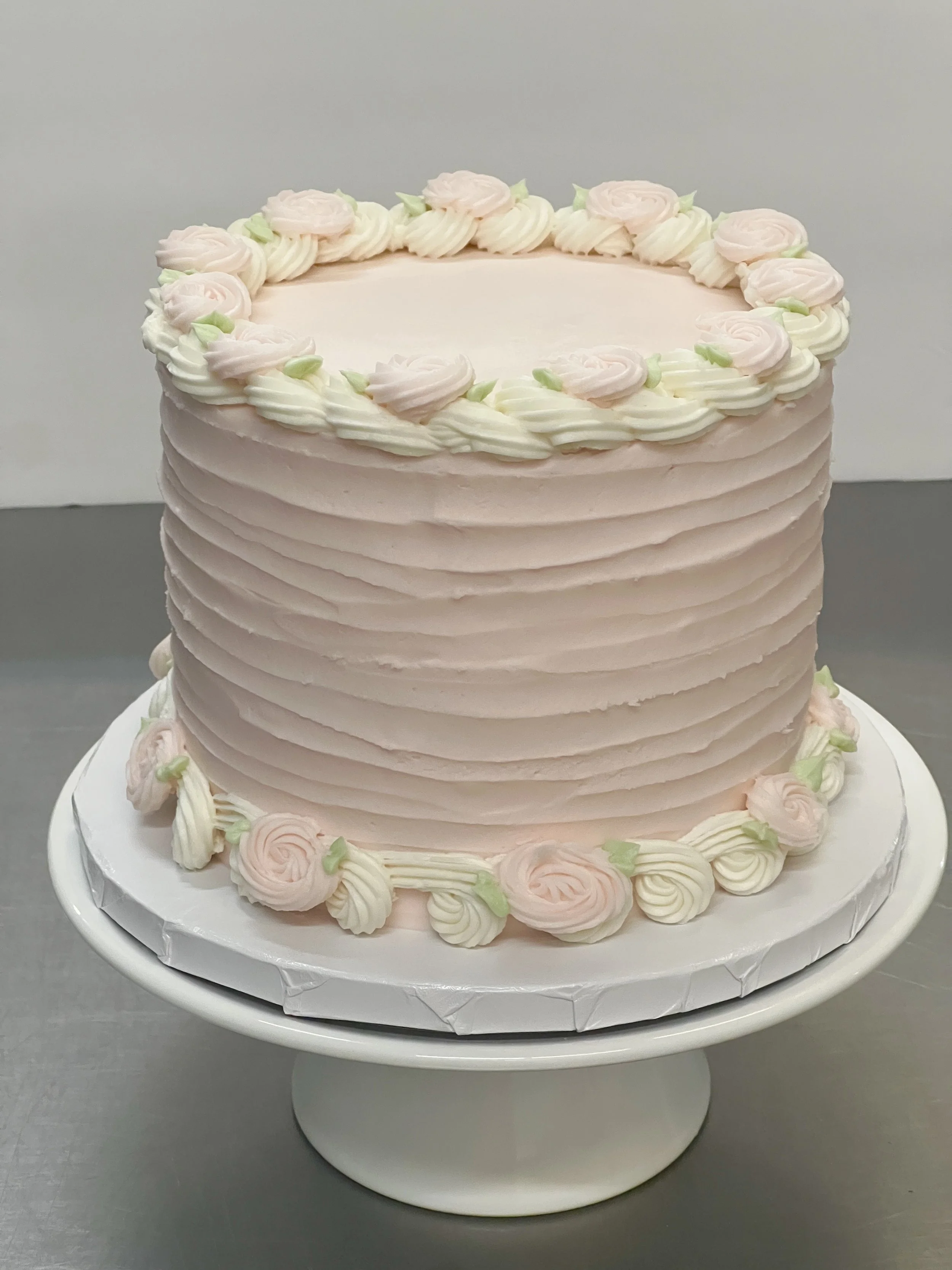 Custom Cake - Bellas Cookies.JPG