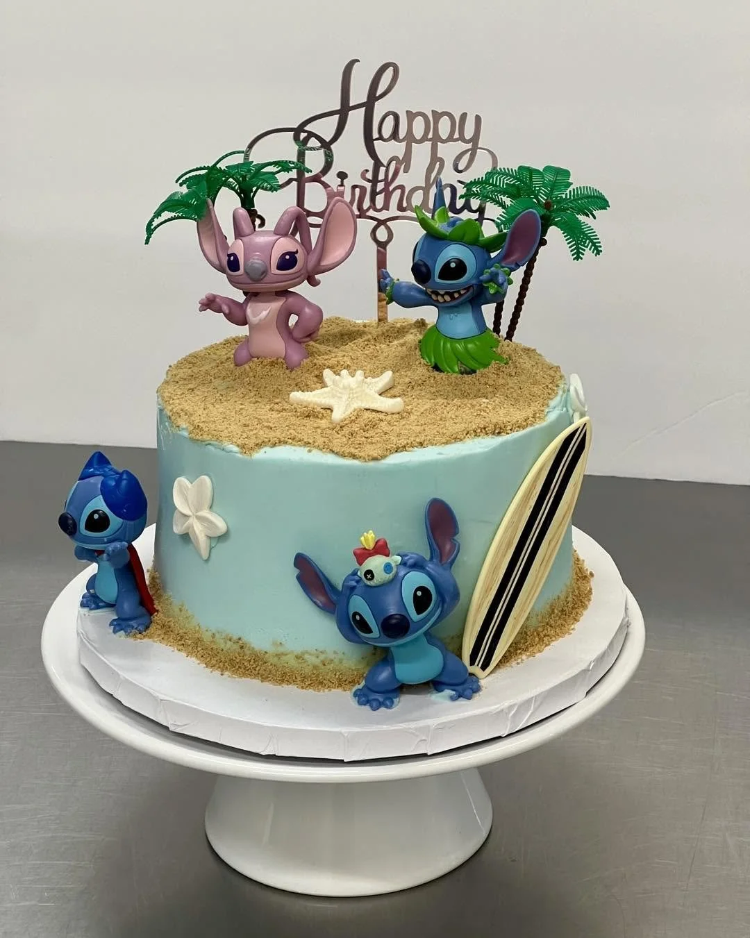 How to Order a Custom Birthday Cake in Coastal Delaware