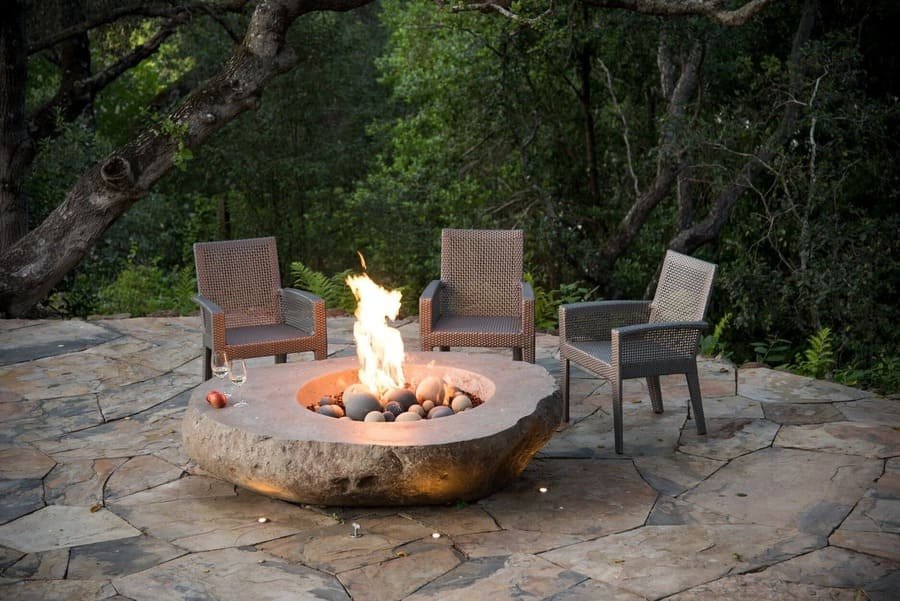 Stone Fire Pit For Patio Décor, Does Menards Have Fire Pits In Taiwan
