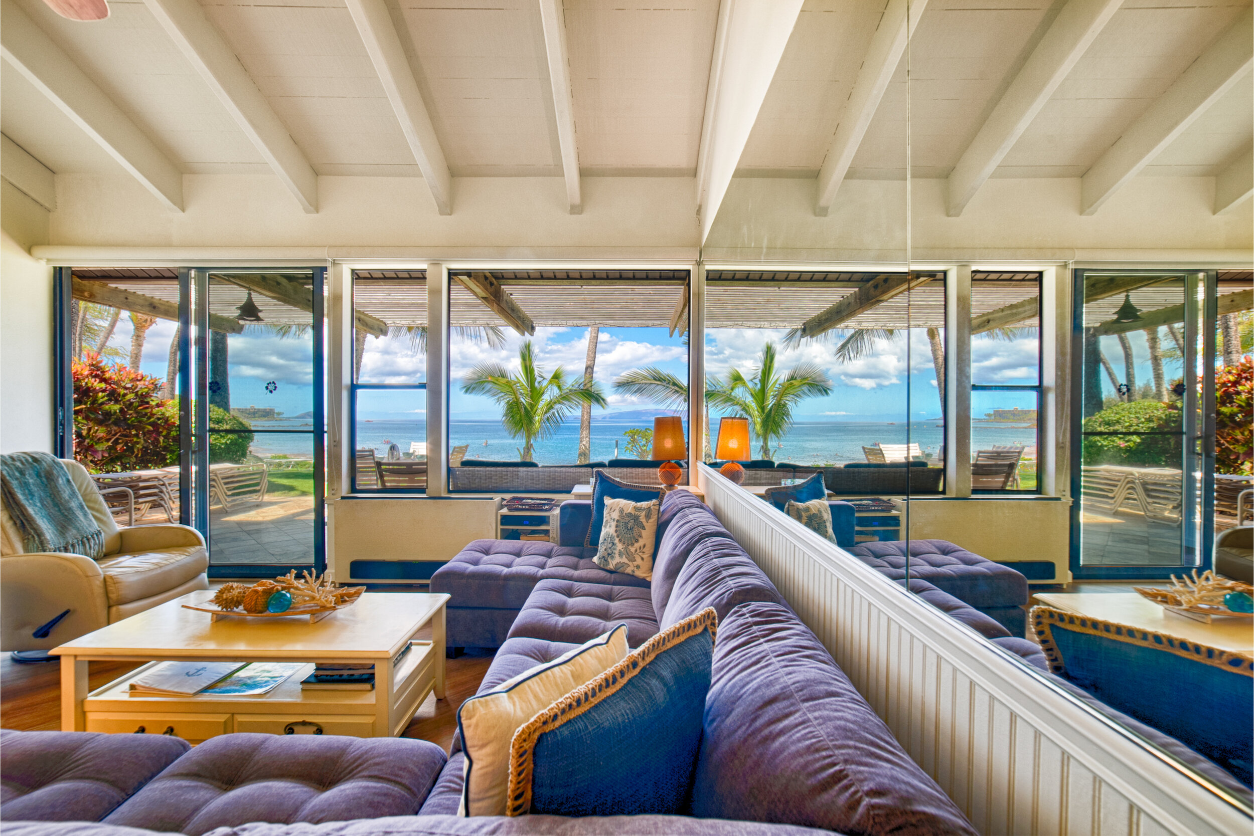 Maui - livingroom & ocean view.jpg