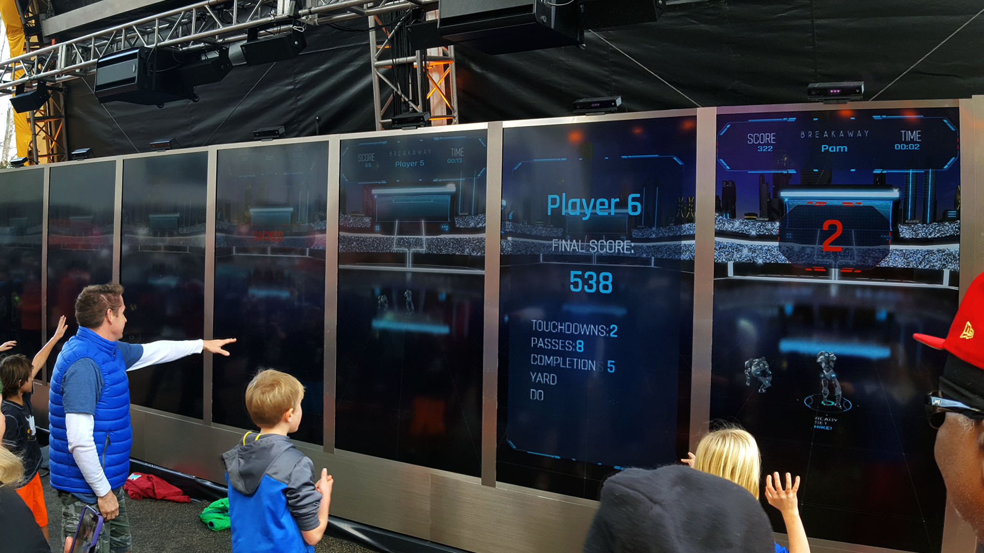 Interactive Game Stations - Eight participants can play the game per three-minute session. Player logged in using their phones and competed to win prizes.