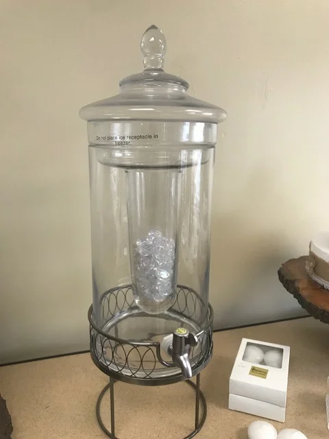 Glass beverage server