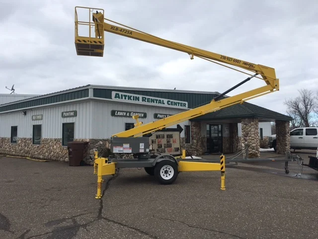 47' Articulating Boom man lift