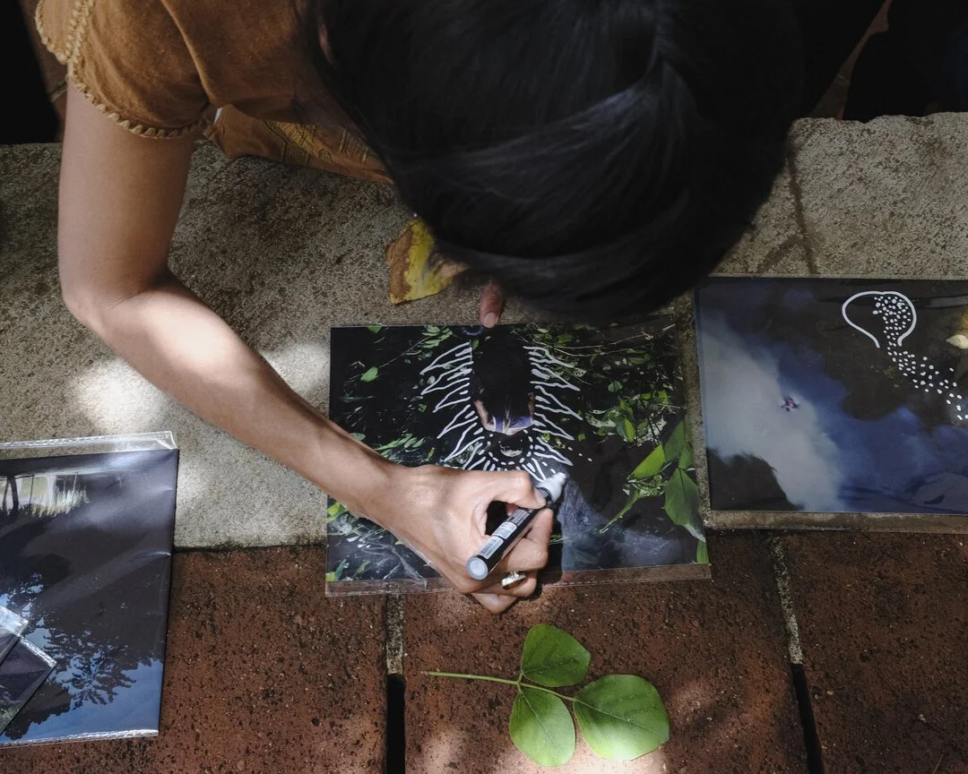  Participants engage with work by Heat Fellow  Andrea Hernández Briceño during the second workshop. Photo by Tif Ng.  