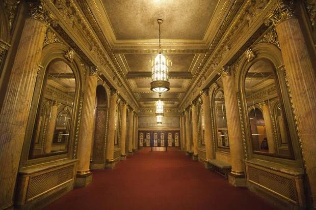 Elgin Theatre - Entrance Haic, Deborah. "In Pictures: The century-old Elgin and Winter Garden Theatre." The Globe and Mail, 3 Oct. 2013. www.theglobeandmail.com/news/toronto/in-pictures-elgin-and-winter-garden-theatre/article14677367/