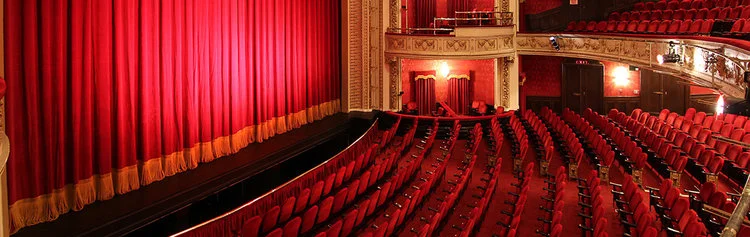 Royal Alexandra Theatre - Interior “History - Royal Alexandra Theatre.” Mirvish.com, Mirvish Company, 2017, www.mirvish.com/theatres/royal-alexandra-theatre?open=history#view. Accessed 9 May 2017.
