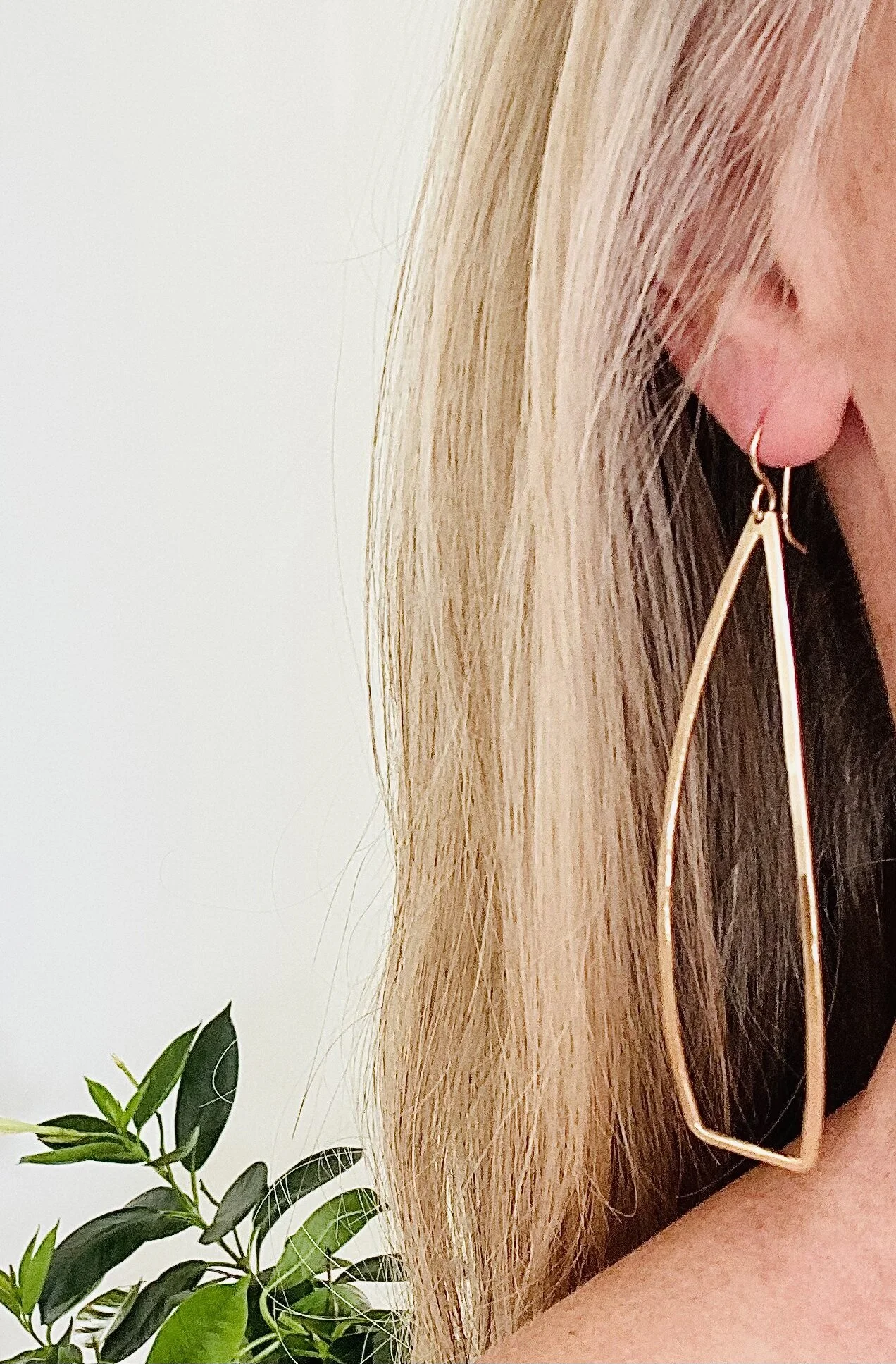 A444853C-A332-4039-B92A-7057A0AD5E14