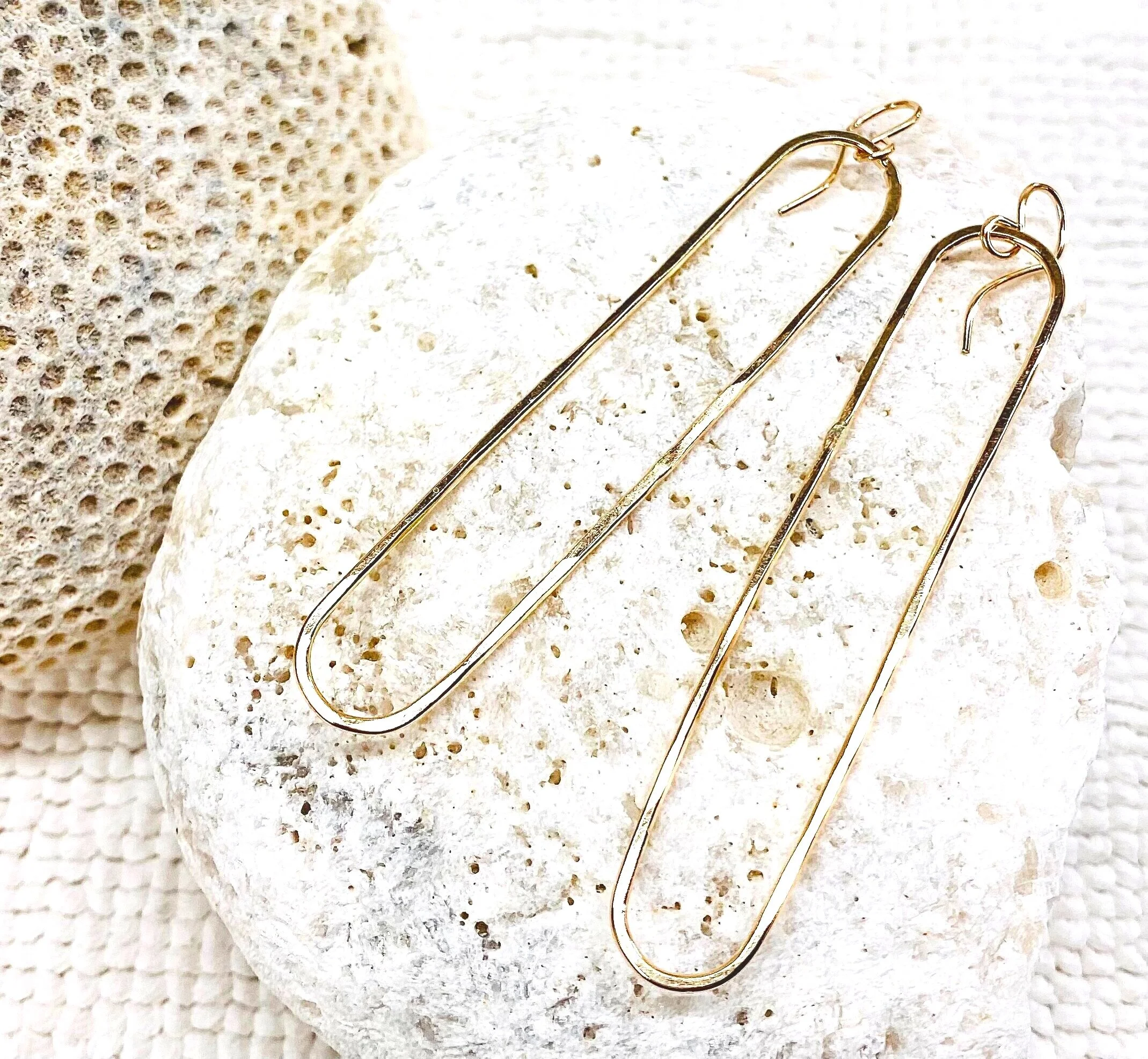 E6CA5590-D42B-4971-B9D9-230C607A6F4A