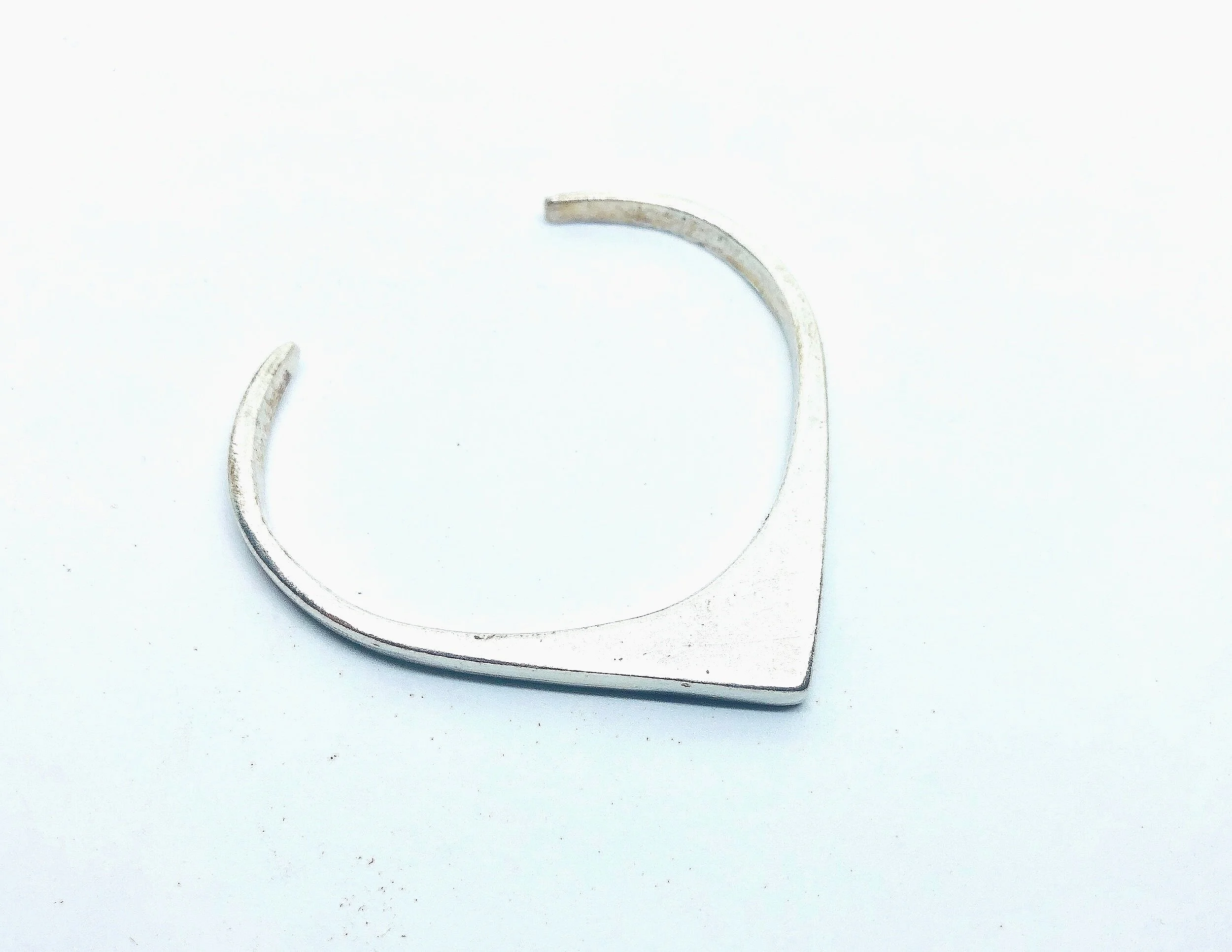 0CA1AA13-A1AD-447C-82B0-B7F305B61E3B