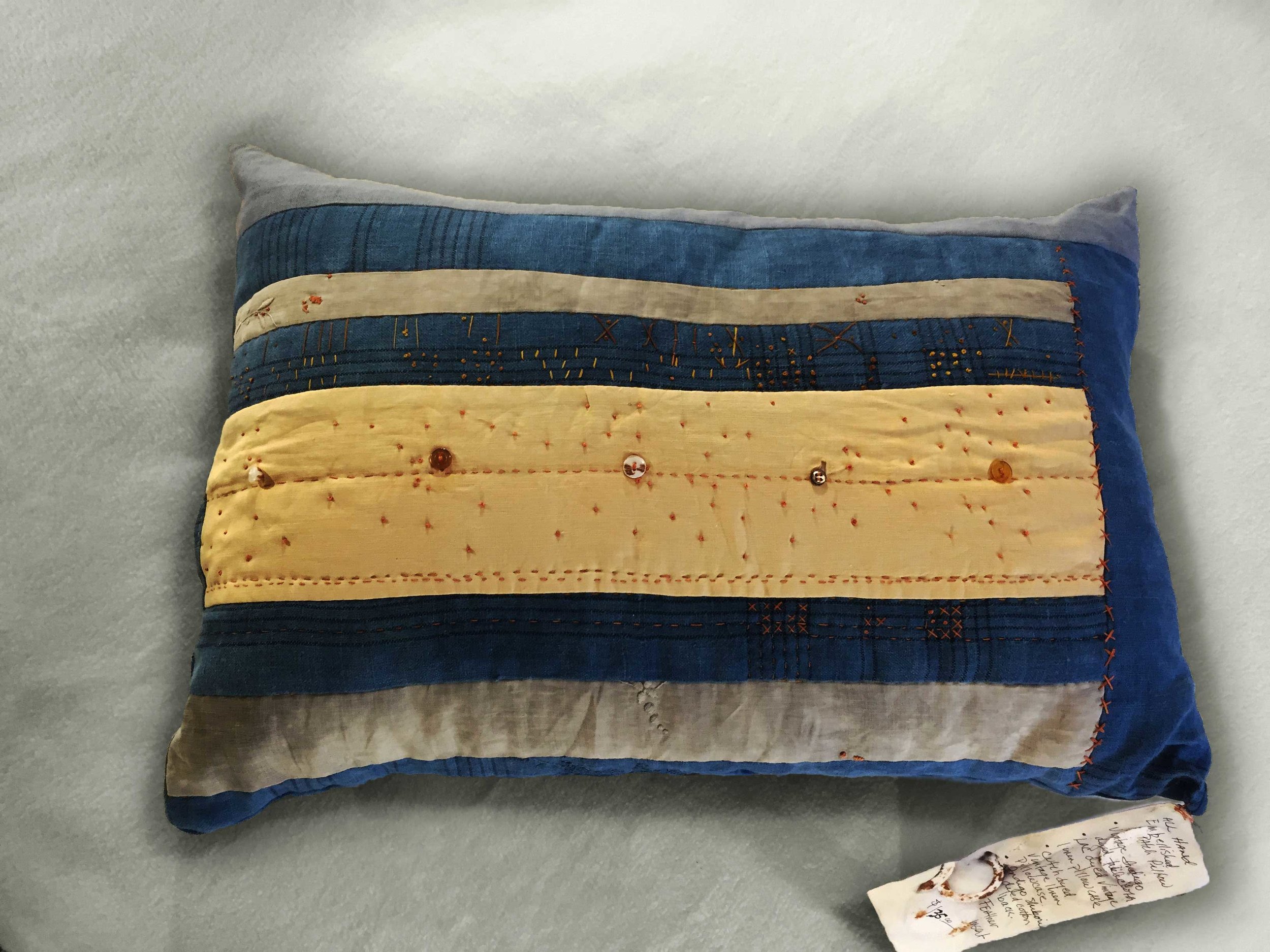 3_Delzell_Vintage_Pillow_web.jpg