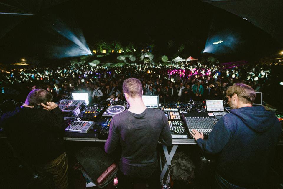 Möd3rn en live à Astropolis