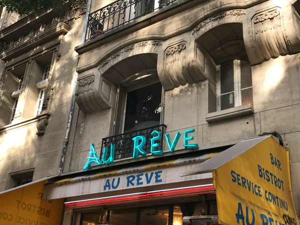 rêver = to dream