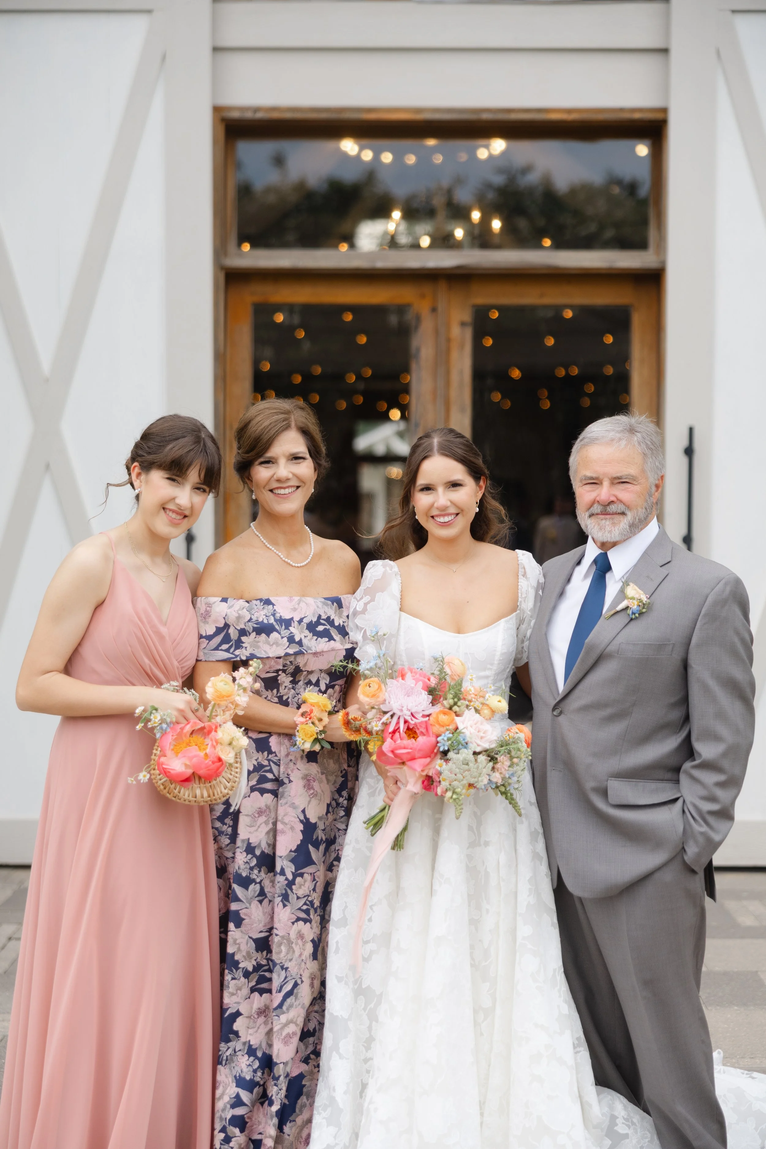 TailoredPhotos-LombardeFamilyFormals-20.jpg