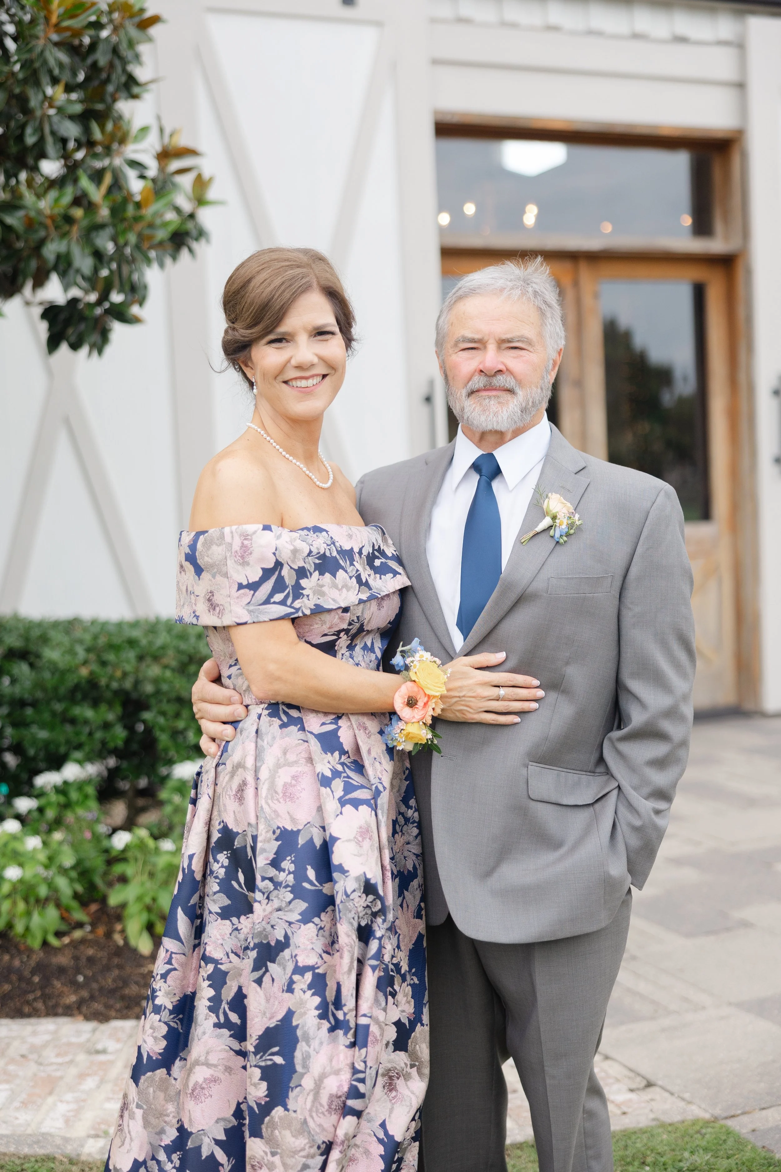 TailoredPhotos-LombardeFamilyFormals-5.jpg