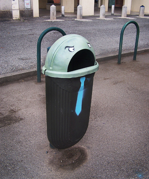 trash poubelle toulouse.jpeg