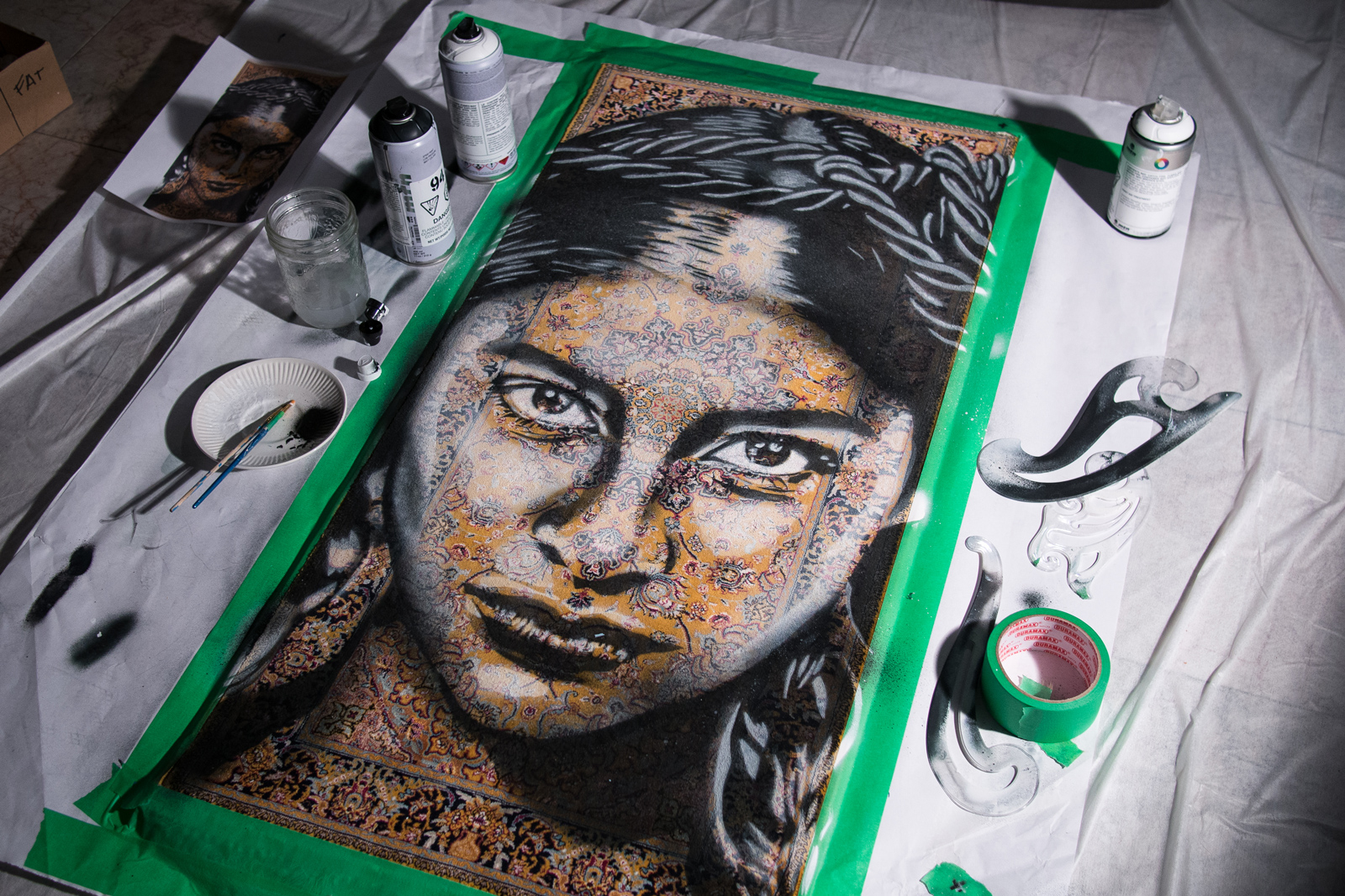 DAFIRA - Spray paint on Traditional Carpet / 100x50 cm / 2018