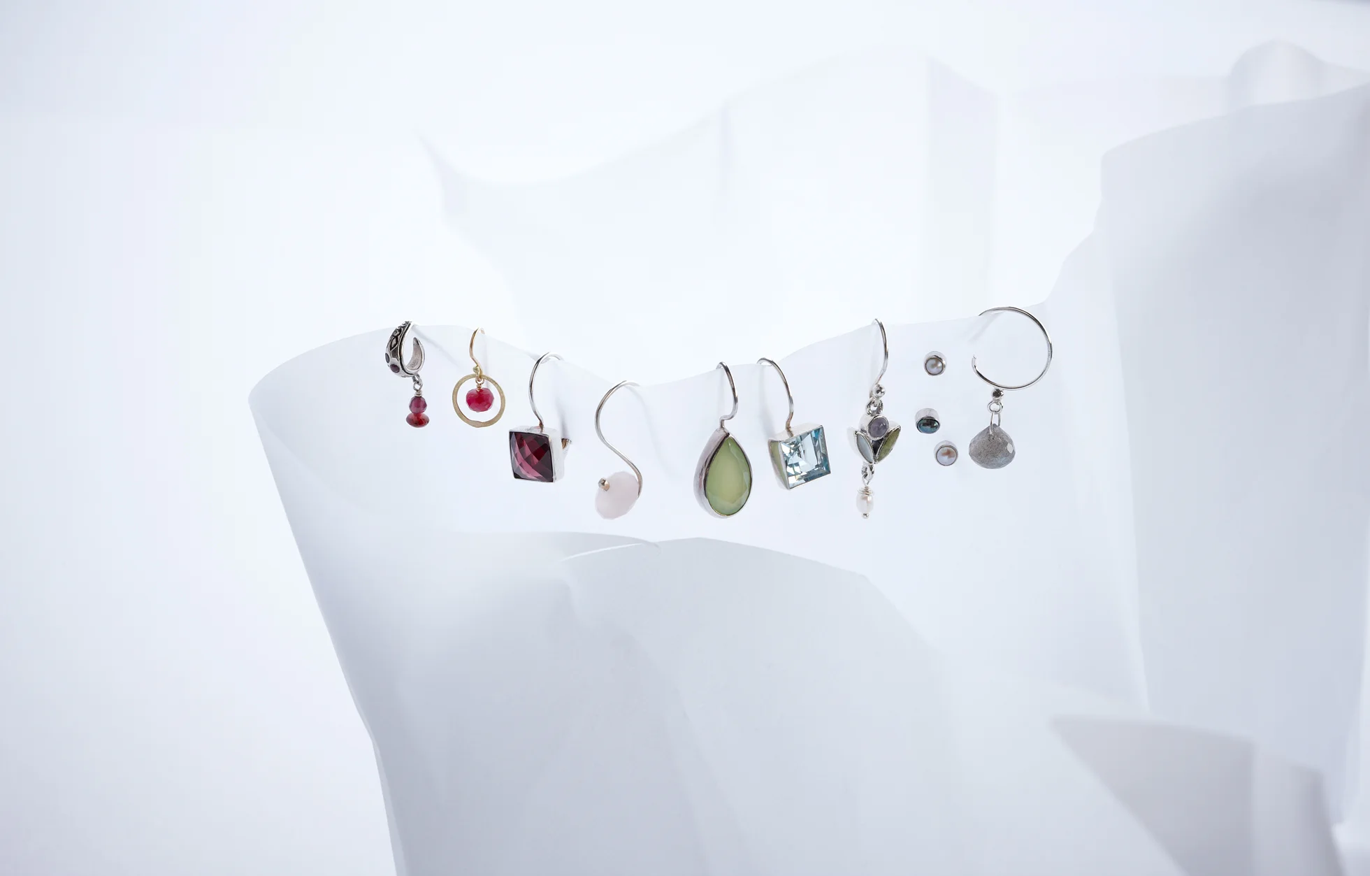 Product photography Jewelry Derek Israelsen Earrings Hanging