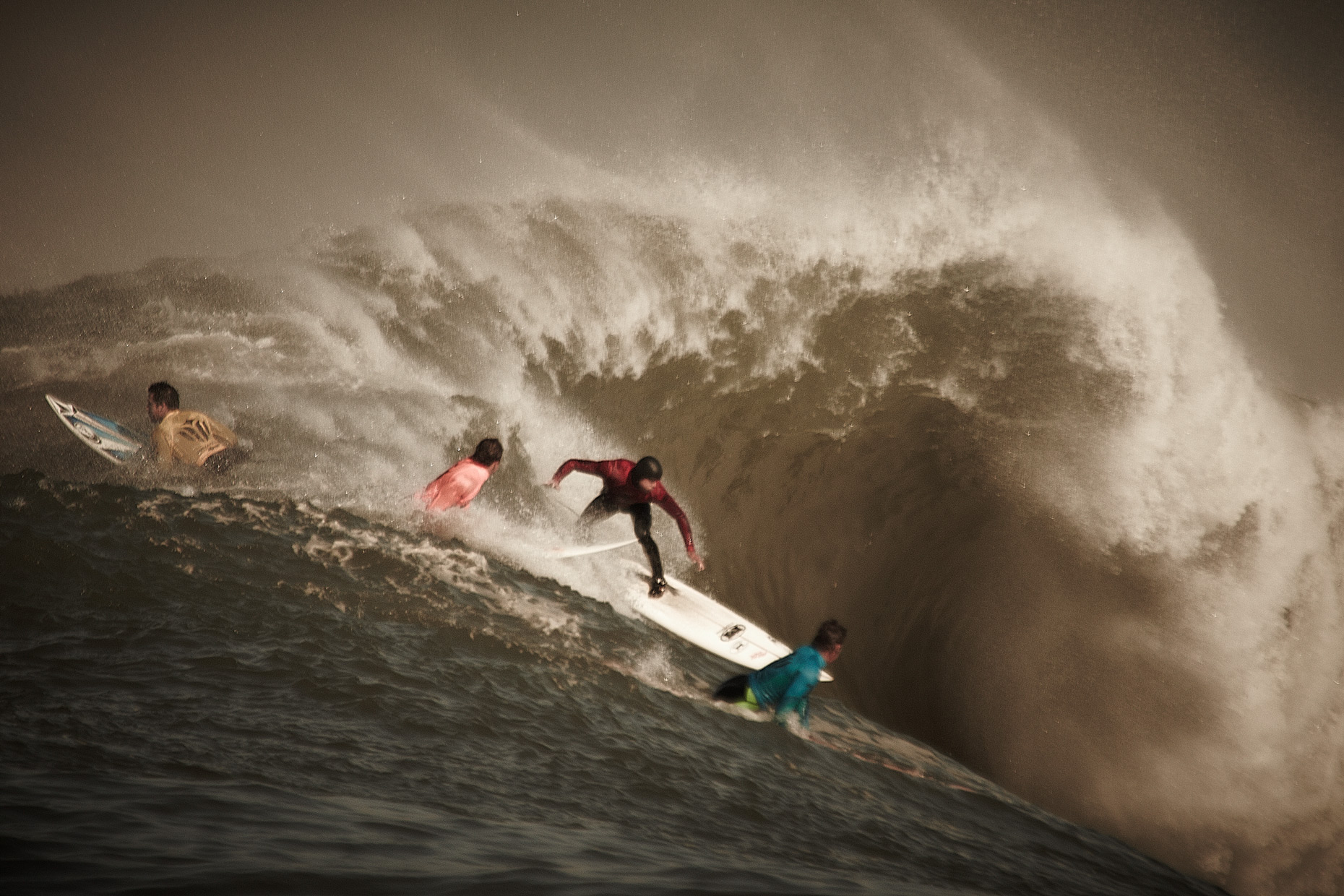 Projects_Action_Photography_Derek_Israelsen_010_Surfers_Gathering.jpg