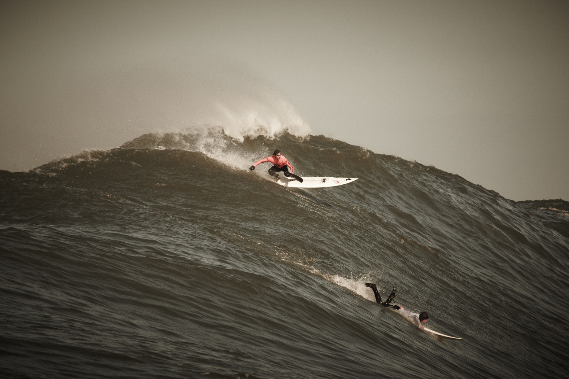 Projects_Action_Photography_Derek_Israelsen_013_Surfing_the_Wave.jpg