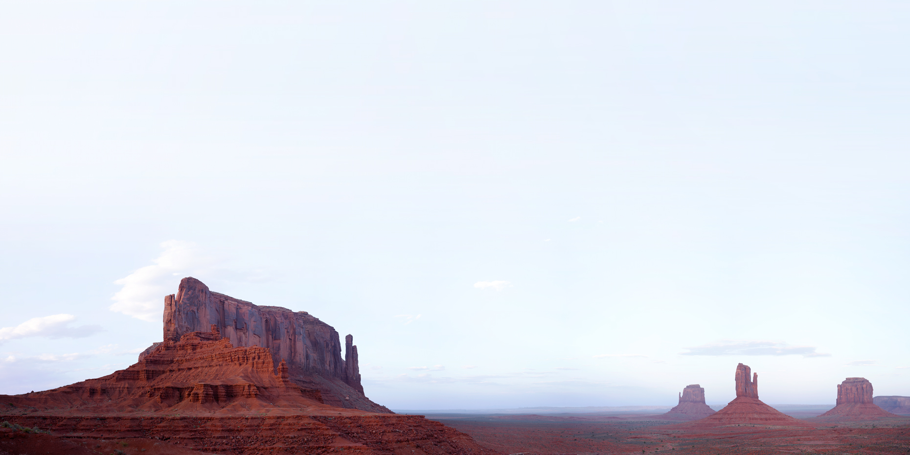 Projects_Travel_Photography_Derek_Israelsen_050_Roadtrip_Monument_Pano.jpg