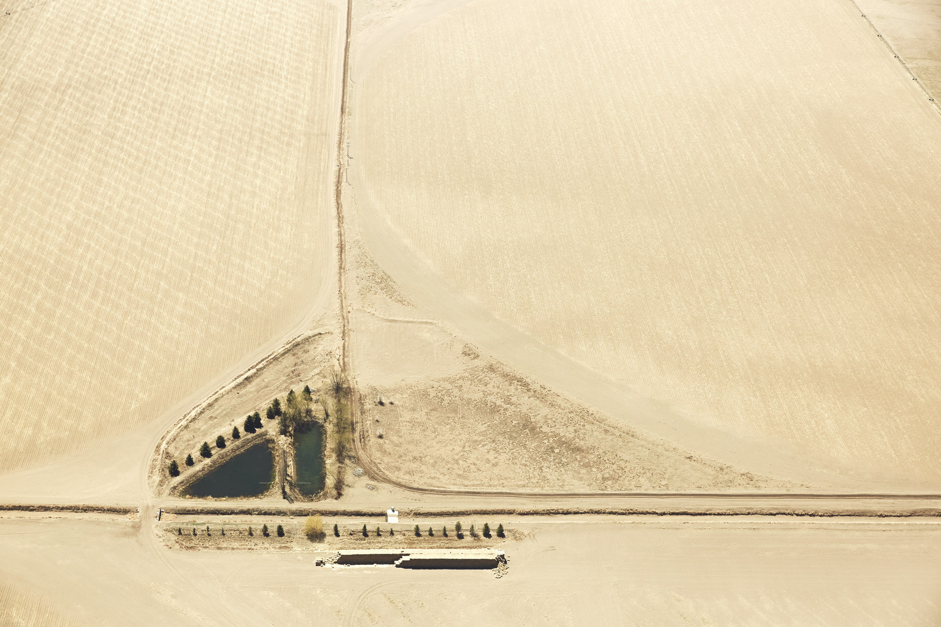 Aerial_Photography_Derek_Israelsen_027_Farm.jpg