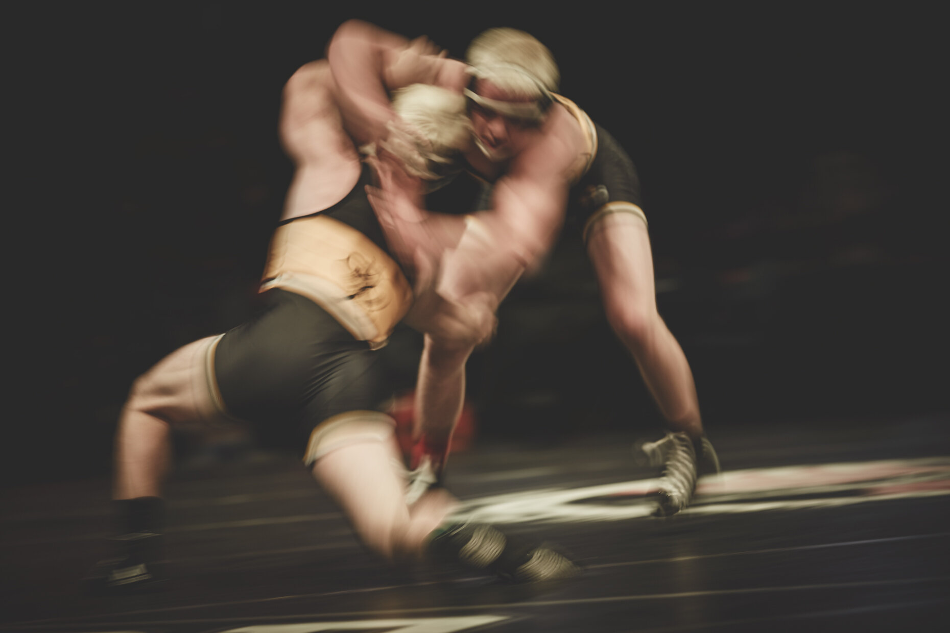 Projects_Action_Photography_Derek_Israelsen_017_Wrestlers_High_School.jpg