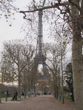 Champ de Mars Eiffel Tower Paris 2012 1.JPG