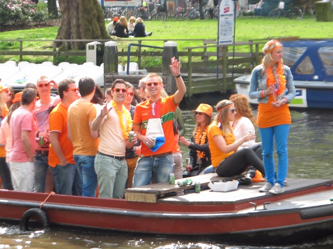 Orange Day in A'dam is King's Day! - Blog - Amsterdam Teleport Hotel
