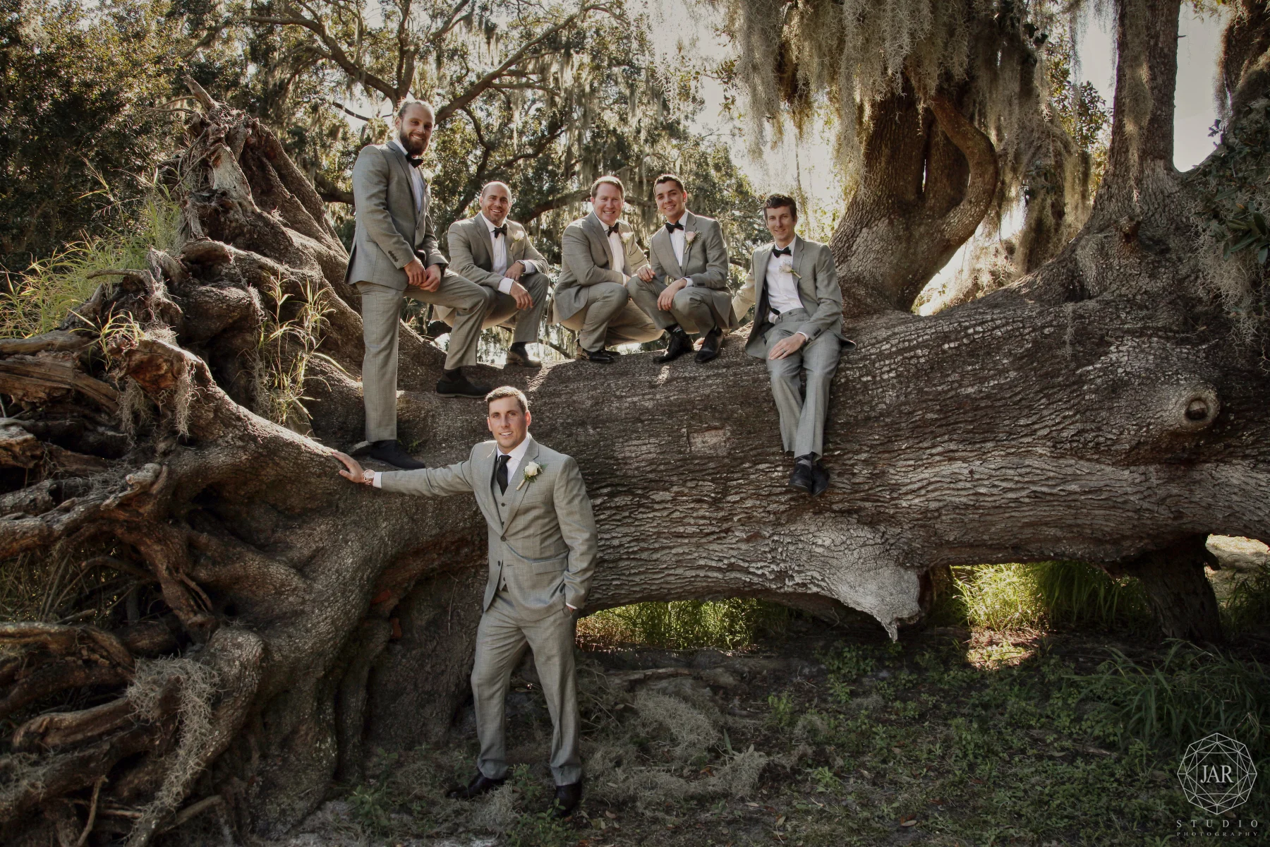 12-groom-tuxedo-friends-tree-wedding-jarstudio.JPG