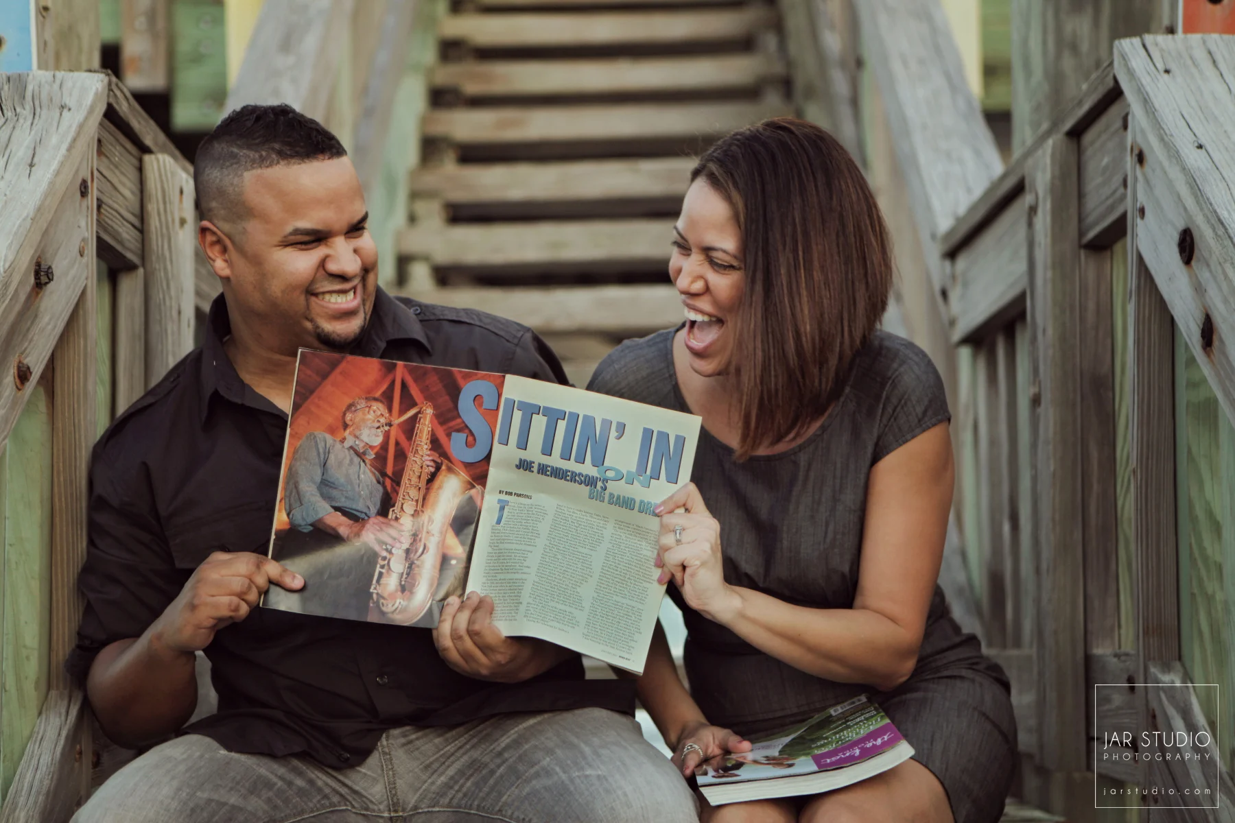 04-jar-studio-photography-engagement-cocoa-pier.JPG