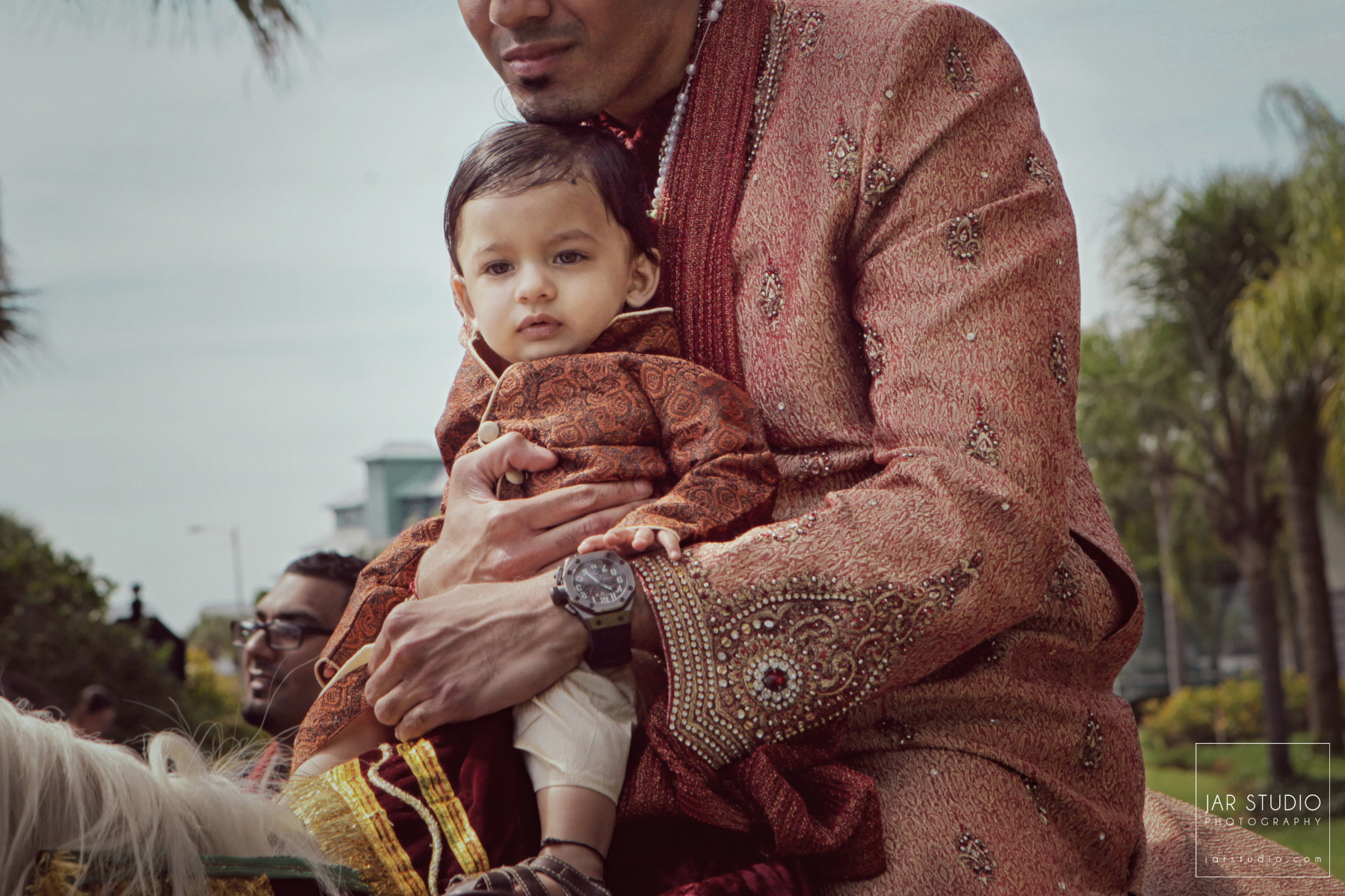 24-hindu-groom-baby-Sherwani-jarstudio-photography-orlando.JPG