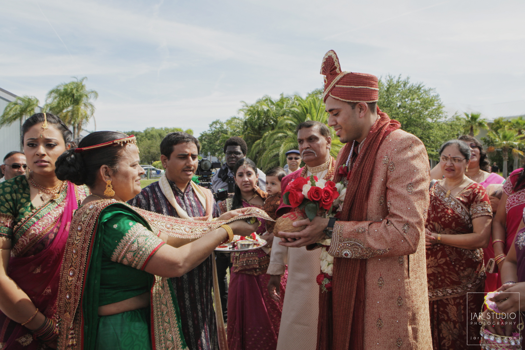 31-indian-barat-wedding-jarstudio-photography-orlando-fl.JPG