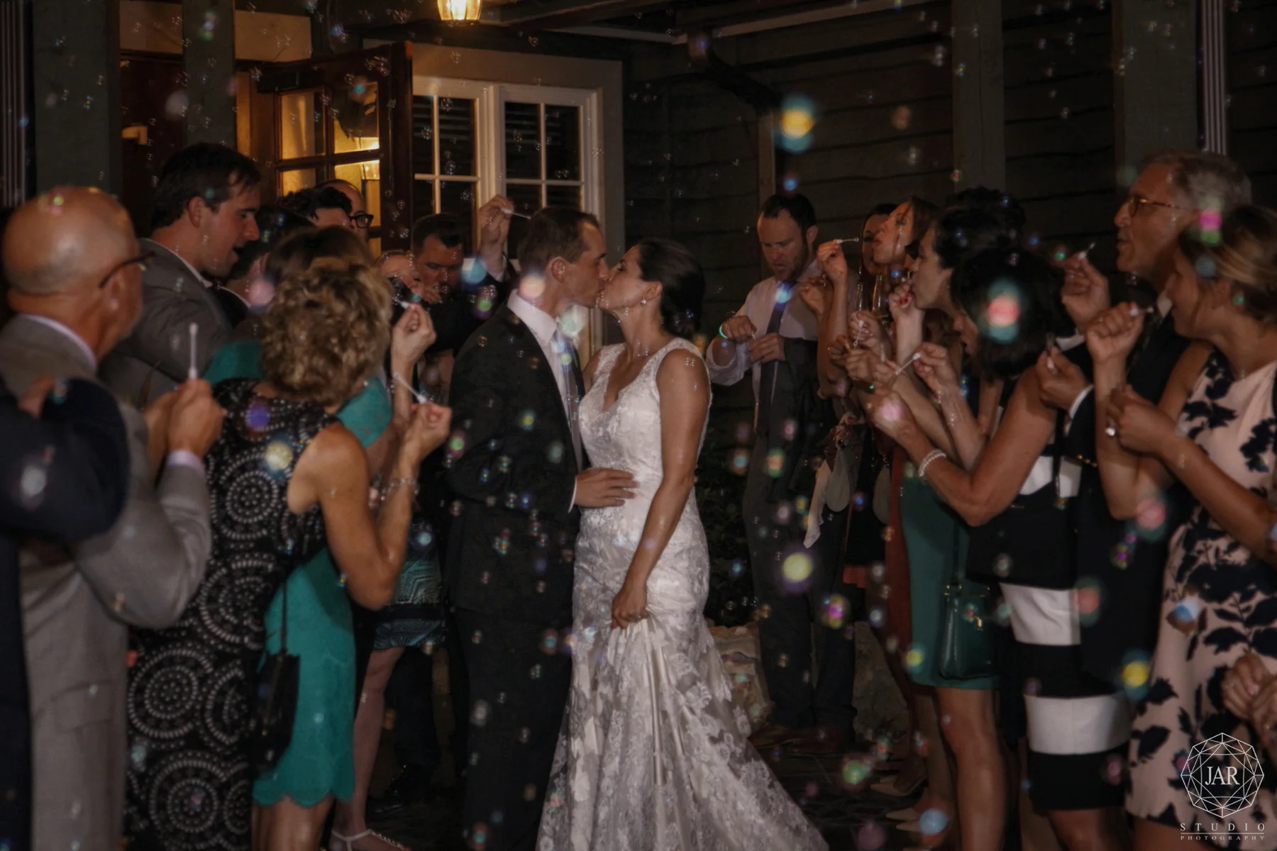 44-unique-bubles-sendout-romantic-fun-bride-groom-jarstudio-photography-at-dubsdread.JPG