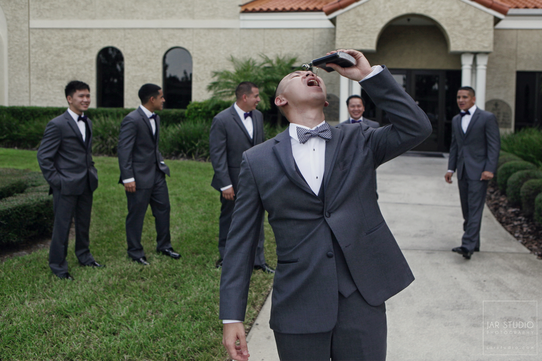 08-groom-getting-hitched-day-fun-photography-orlando.JPG