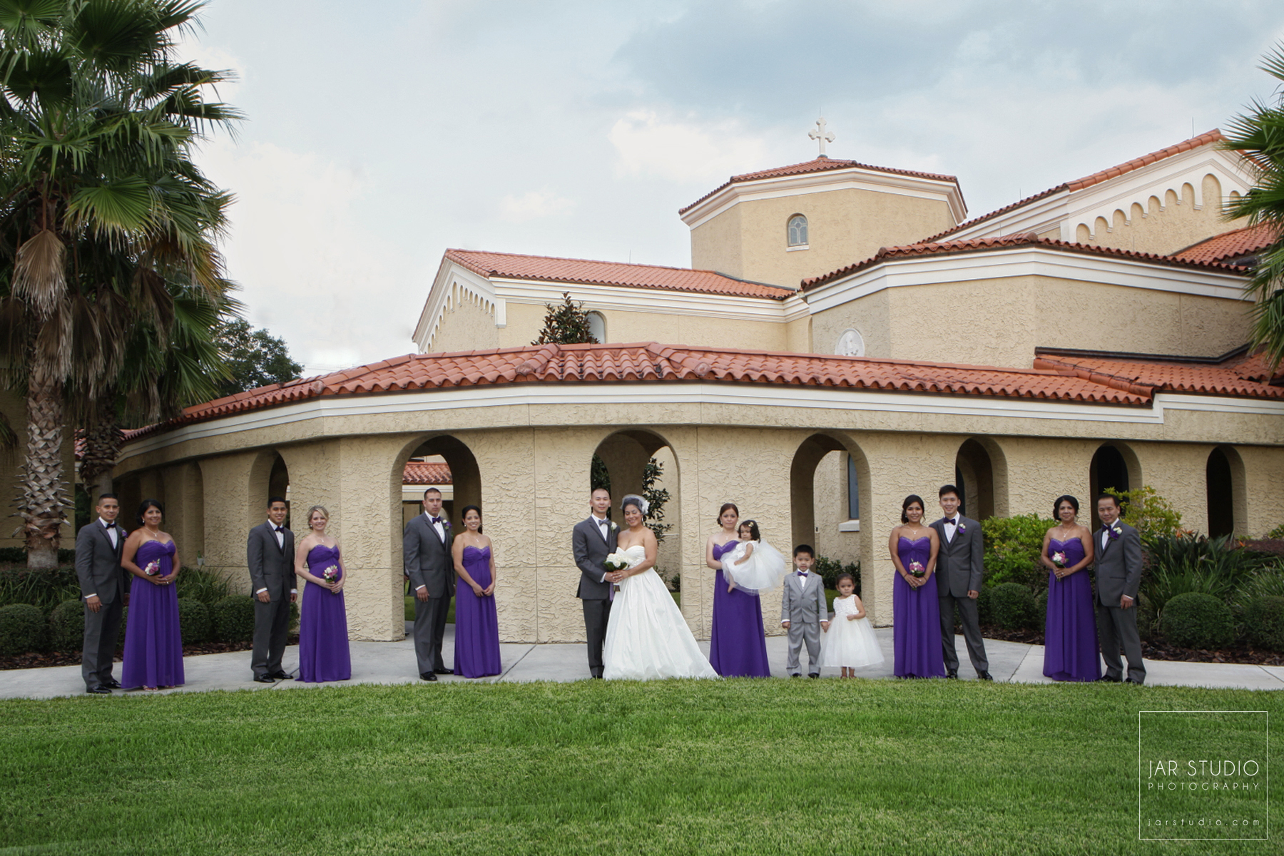 17-holy-trinity-reception-center-orlando-wedding-photographer.JPG