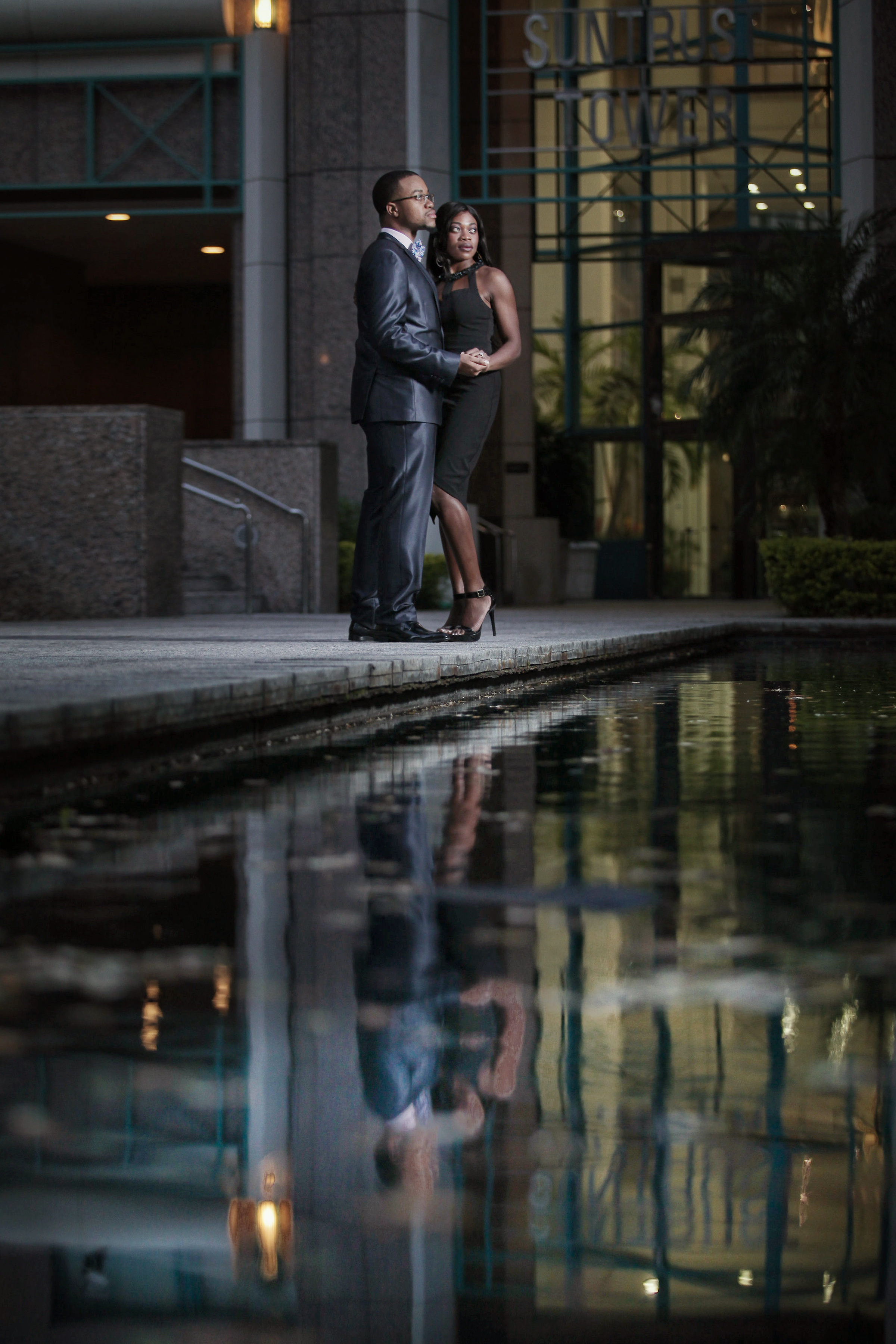 JARSTUDIO-5962-romantic-elegant-engagement-water-photographer.jpg