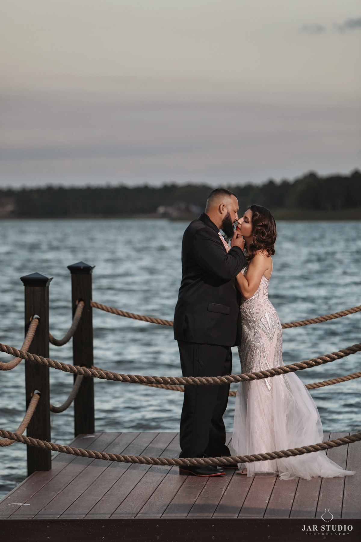27-BH-amazing-bride-groom-photography-jarstudio.jpg