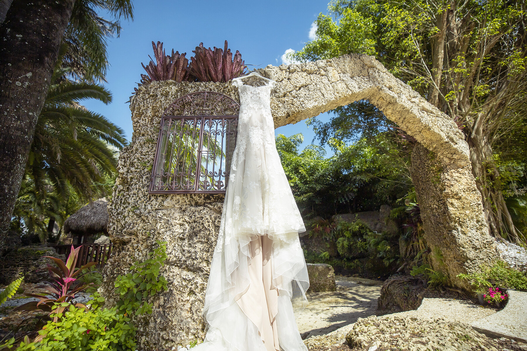 central florida-elegant-beautiful-fun-wedding-photographer-jarstudio (2).jpg