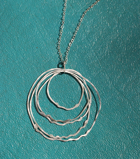 IMperfect5lpNeckAqua_lo.gif