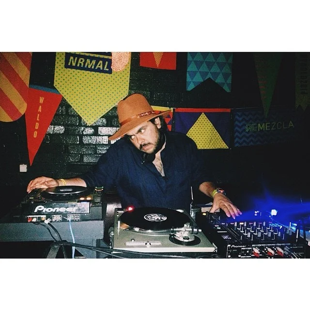 dg dg amigo room.jpg