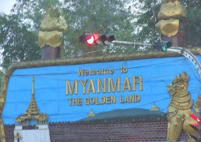 Welcome_to_the_Golden_Land__8388922530_large.jpg