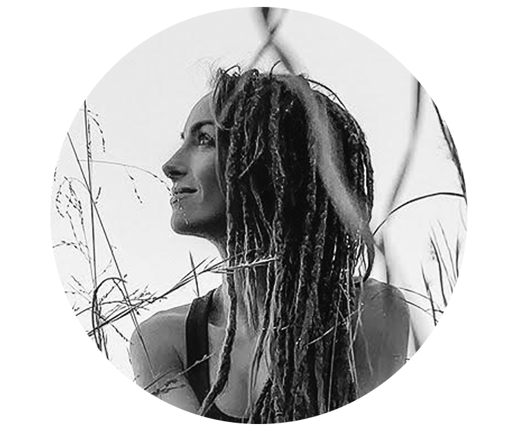 " I was in shock when I first saw my final logo. So speechless. Stephen is a FANTASTIC designer!" 