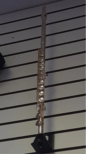 Armstrong Model 104 Flute -Double silver plated -American made -Charles Music exclusive! This flute is an ideal student model! Call for pricing.