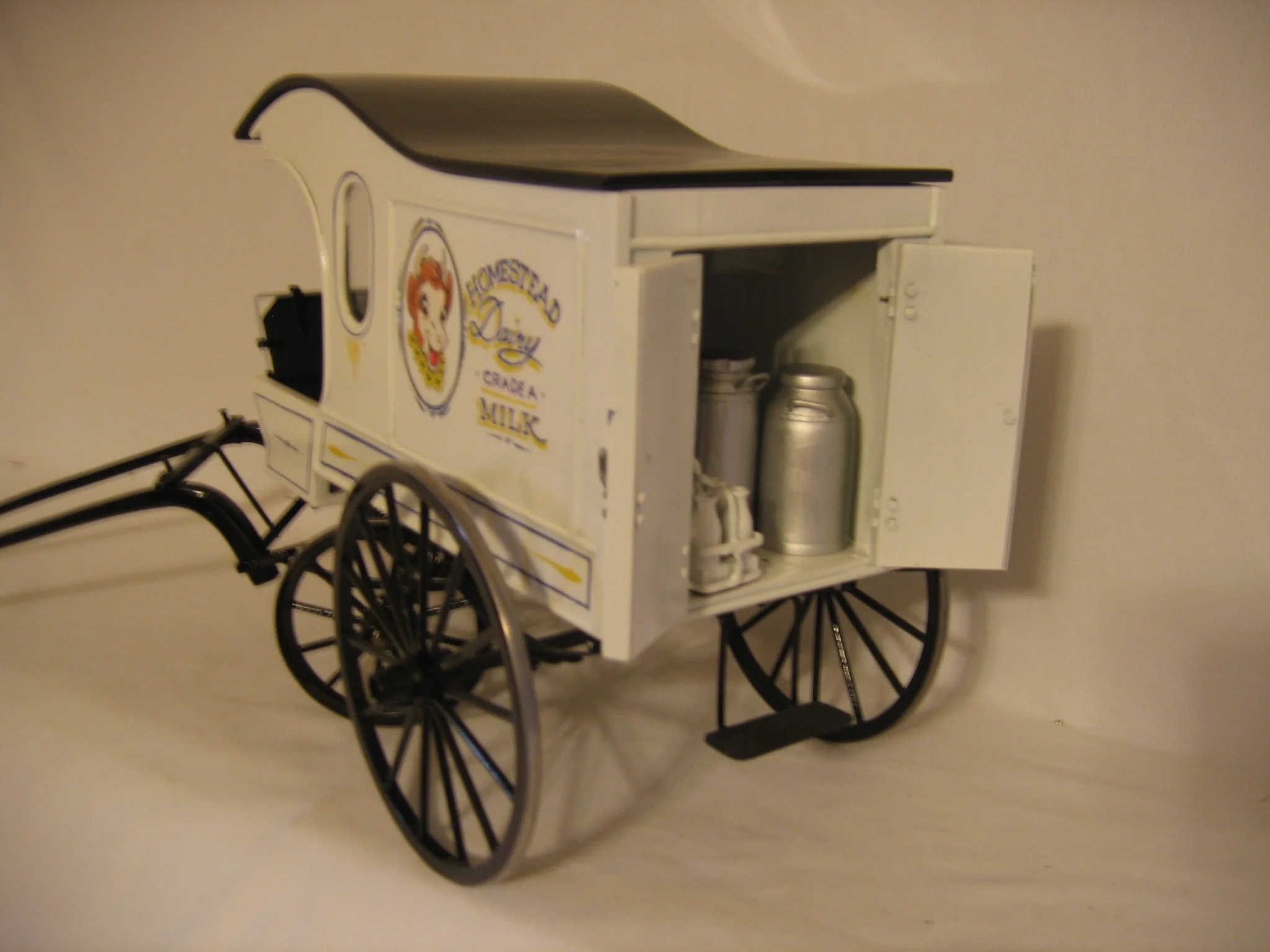 Milk-wagon (3).JPG
